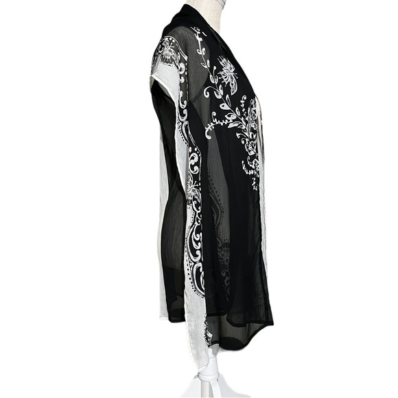 Cold Water Creek Butterfly Sheer Scarf Black & White Floral Scarf Arm Holes NWT - Picture 2 of 10